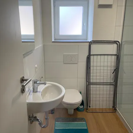 公寓 Sehr Schoene Und Modernisierte Mit Moderne Wohnraumlueftung 普费德尔巴赫