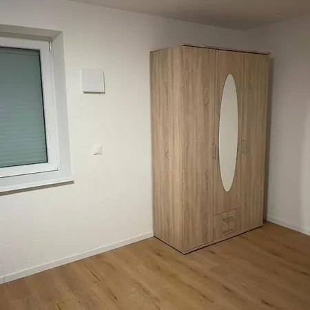 Sehr Schoene Und Modernisierte Mit Moderne Wohnraumlueftung 普费德尔巴赫
