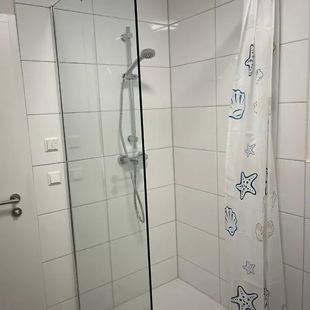 公寓 Sehr Schoene Und Modernisierte Mit Moderne Wohnraumlueftung 普费德尔巴赫